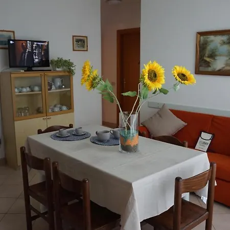 דירה Great In With A Terrace ליגננו סביאדורו